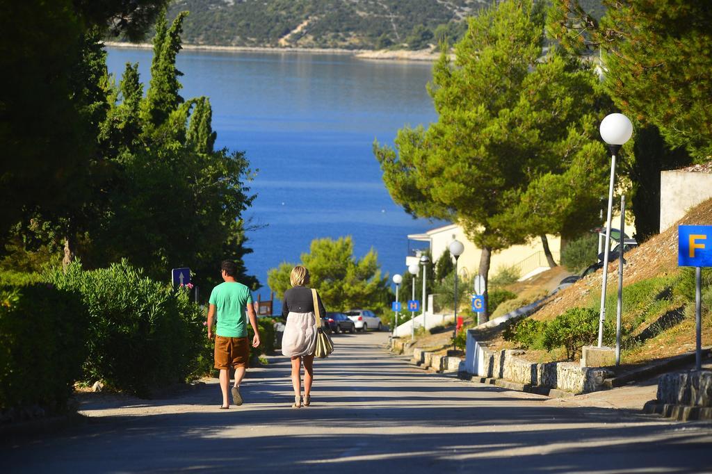 Happy Camp Mobile Homes In Camping Amadria Park Camping Trogir Seget Vranjica Esterno foto